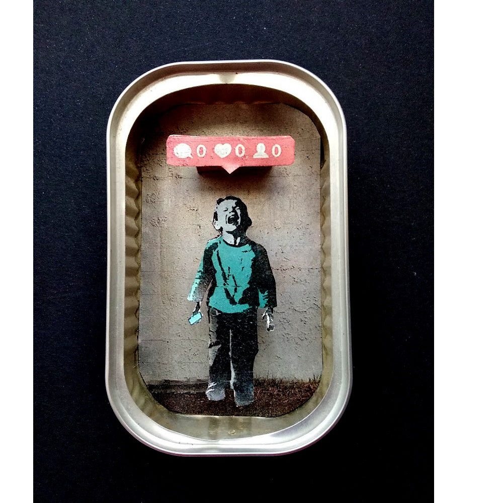  Arte en lata - Niño desesperado de Banski - by desechorehecho - peliculas en latas de conserva - arte de metal